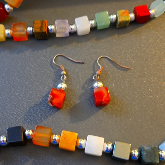 Multicolored stone jewelry set - Picture 3 of 6